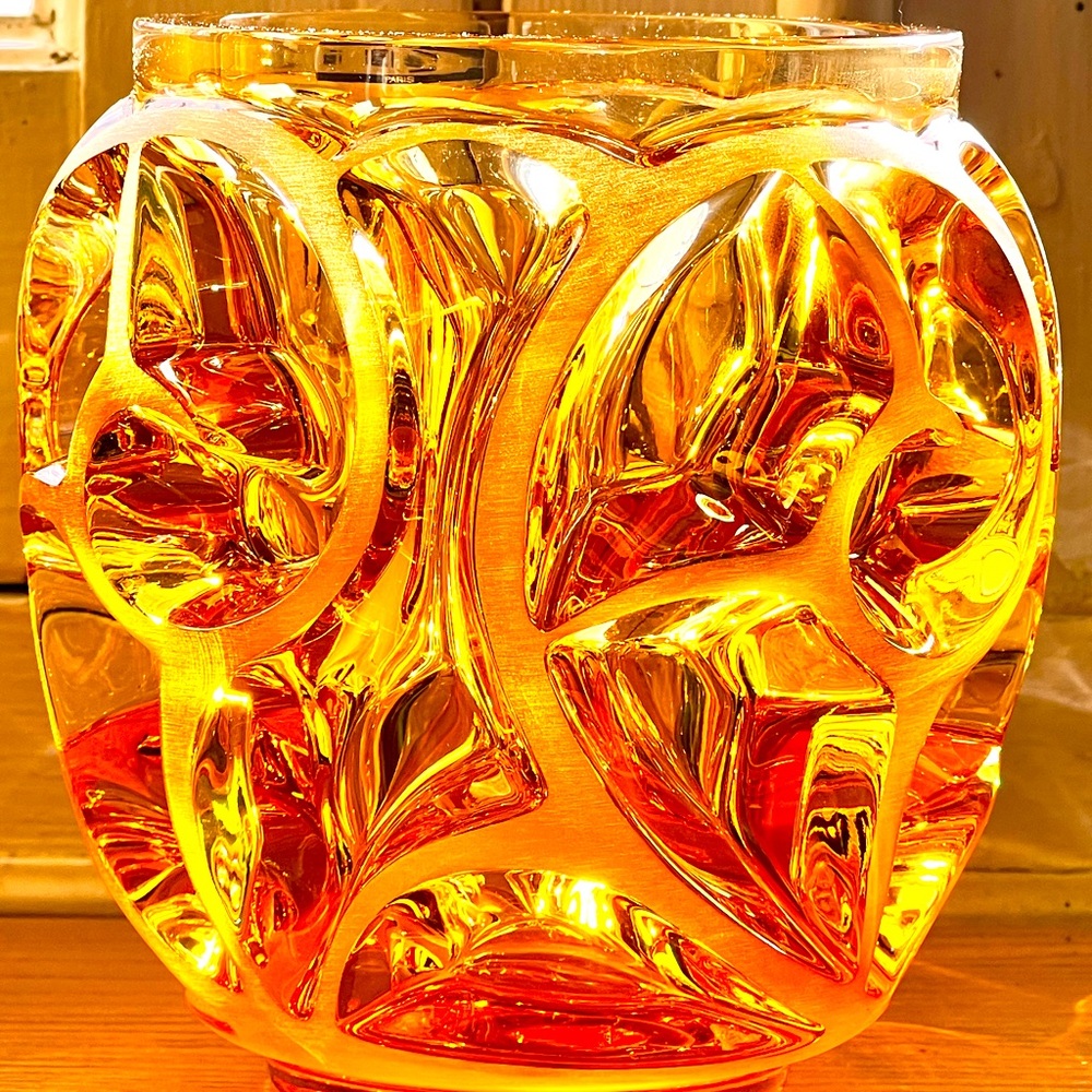 Lalique tourbillons small vase